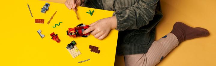 Produktbild LEGO Kais Feuer-Bike (71734, LEGO Ninjago)