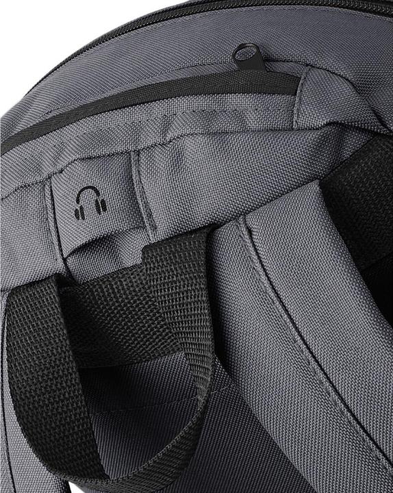 Actual product image Bagbase Universal 18 litre rucksack (pack of 2) (18 l)
