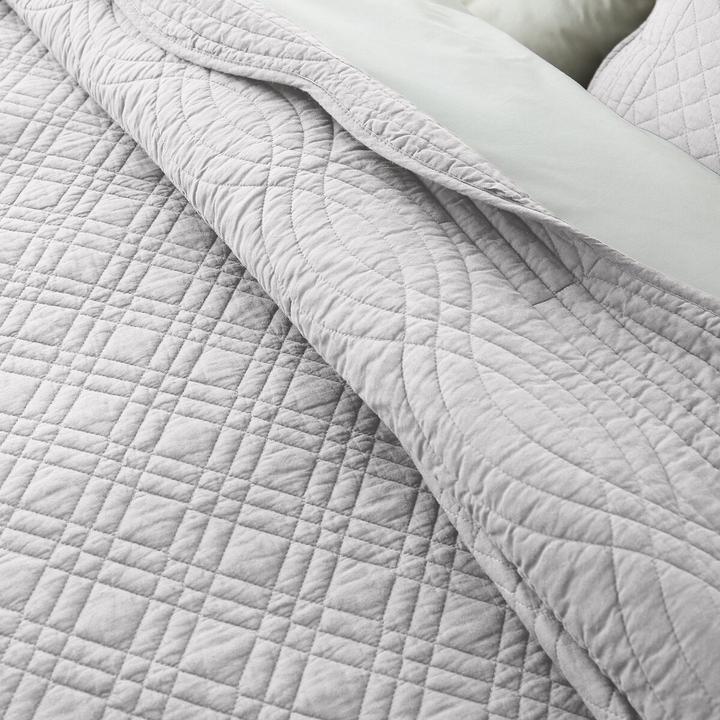 Actual product image La Redoute Interieurs Scenario Boutis (250 x 250 cm)