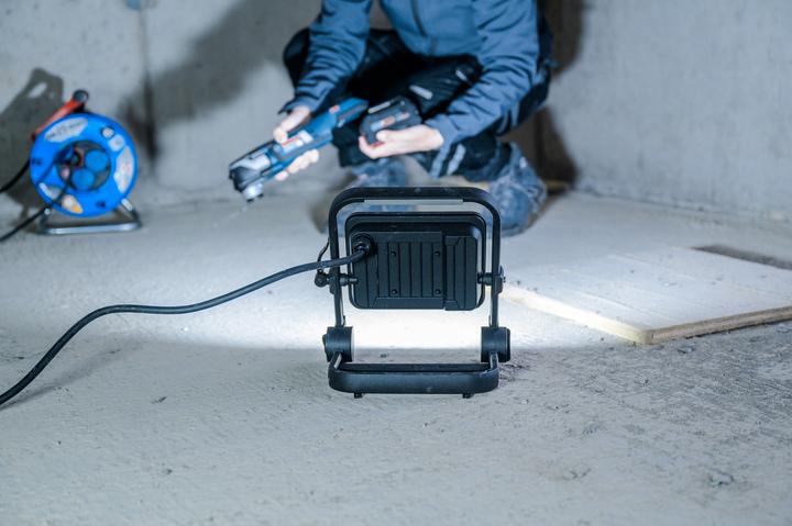 Produktbild Brennenstuhl LED Baustrahler JARO 4060 M, 3450lm, 30W, 3m H07RN-F 3G1,0, IP65 (3450 lm)