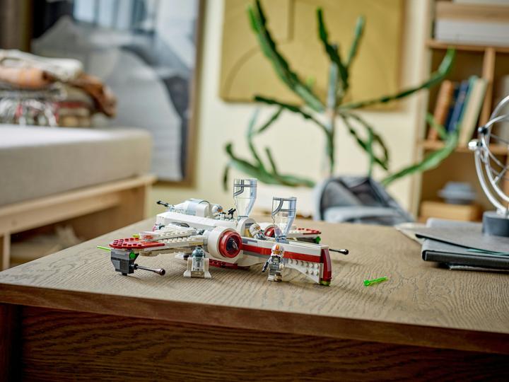 Productafbeelding LEGO ARC-170 Starfighter (75402, LEGO Star Wars)