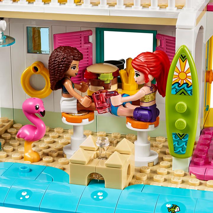 Actual product image LEGO Beach house with pedal boat (41428, LEGO Friends)