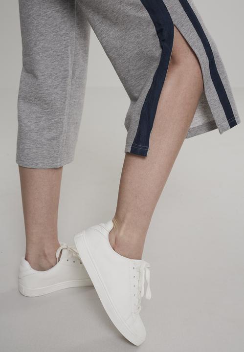 Actual product image Urban Classics Ladies Taped Terry Culotte (M)