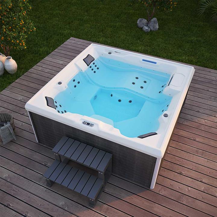 Actual product image Home Deluxe Outdoor whirlpool TEAM-STAR, 34 massage jets LED, steps and thermal cover, 5 persons (5 pers.)