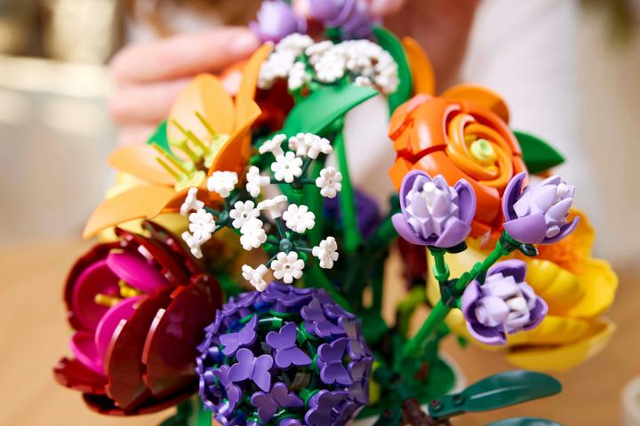 Immagine prodotto LEGO Composizione floreale (10345, LEGO Botanical, Set LEGO rari)