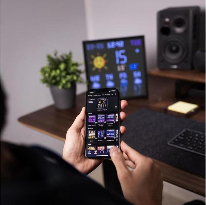 Image du produit Divoom Pixoo 64 (10.30", 64 x 64 pixels)