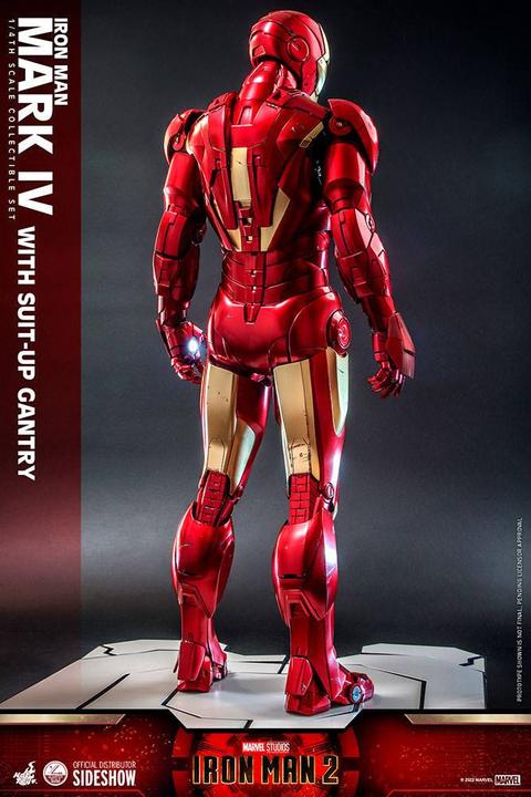 Produktbild Hot Toys Iron Man 2 figurine 1/4 Iron Man Mark IV with Suit-Up Gantry 49 cm