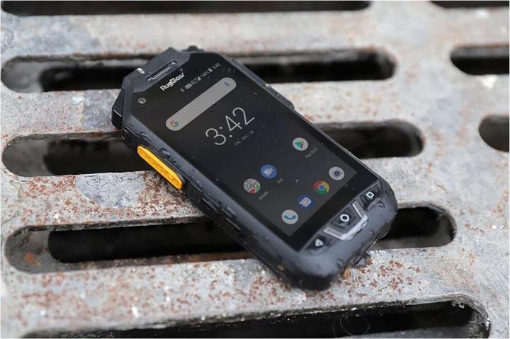 Produktbild Rug Gear RG725 (32 GB, Black, 4", Dual SIM, 13 Mpx, 4G)
