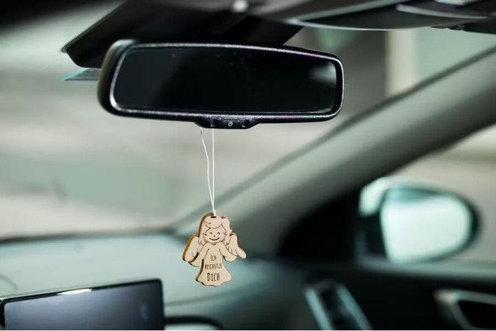 Immagine prodotto ZNatur Ciondolo in legno di pino svizzero per auto, ciondolo per profumo in legno, angelo custode No.14
