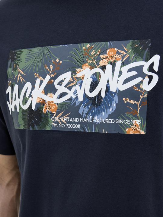 Actual product image Jack & Jones Jjhawaii Shape Tee Ss Crew Neck Ln (L)