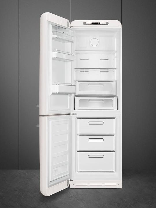 Actual product image Smeg Fridge-freezer FAB32LWH5 White, Left (331 l)