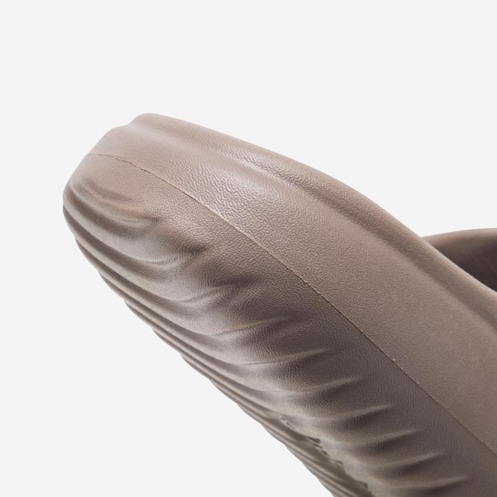 Immagine prodotto Decathlon Badeschlappen Slides Damen/Herren - braun (40)