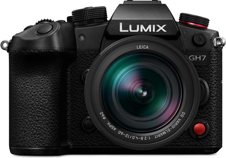 Actual product image Panasonic GH7 Body + Leich 12-60mm f/2.8-4 (12 - 60 mm, 26.50 Mpx, Micro Four Thirds)