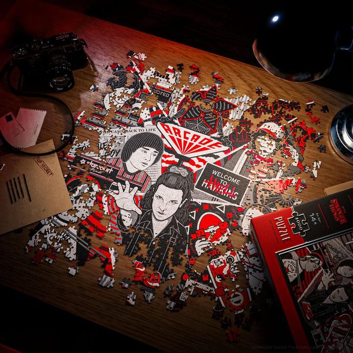 Actual product image Theory11 Stranger Things Multi-Dimensionales Puzzle (1000 Teile) (1000 pieces)