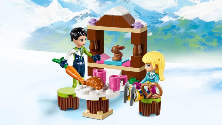 Image du produit LEGO Patinoire dans la station de sports d'hiver (41322, LEGO Friends)