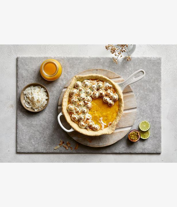 Actual product image Le Creuset Serving pan (26 cm, Frying pan, Cast iron, Enamel)