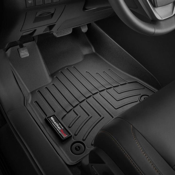 Actual product image WeatherTech Toyota Hilux (2016-2023) 1st row car mats (without air vents)