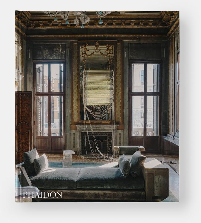 Actual product image Italian Interiors (English, Todd Laura May, 2024)