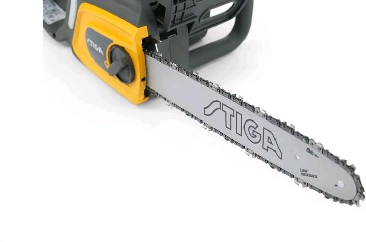Productafbeelding Stiga Elektrische kettingzaag CS 118c 14″ (Elektrische kettingzaag)