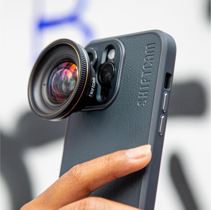 Produktbild ShiftCam Smartphone-Objektiv LensUltra 16mm Wide Angle