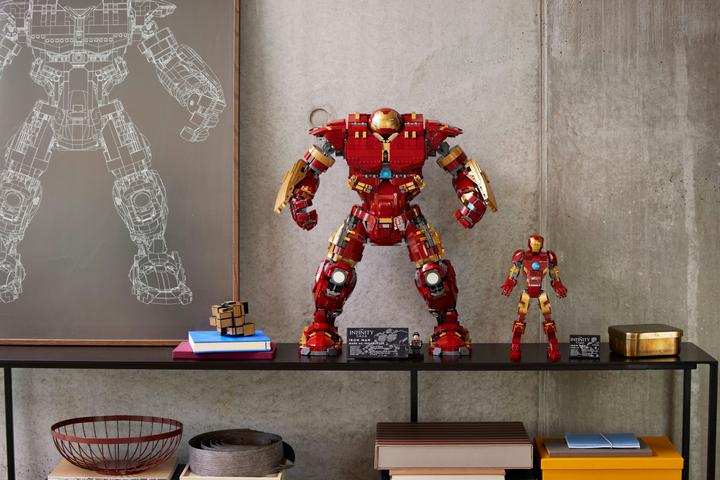 Image du produit LEGO Hulkbuster (76210, LEGO difficiles à trouver, LEGO Marvel)