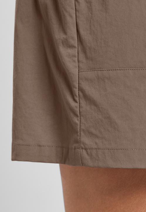 Actual product image Jack Wolfskin Desert Shorts W (40)