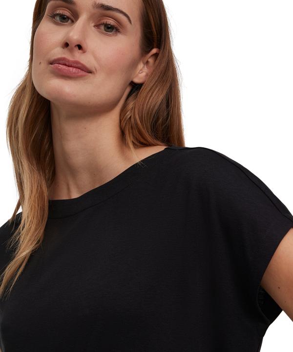 Actual product image Falke SEL Lyocell Blend Boat Neck T w (M)