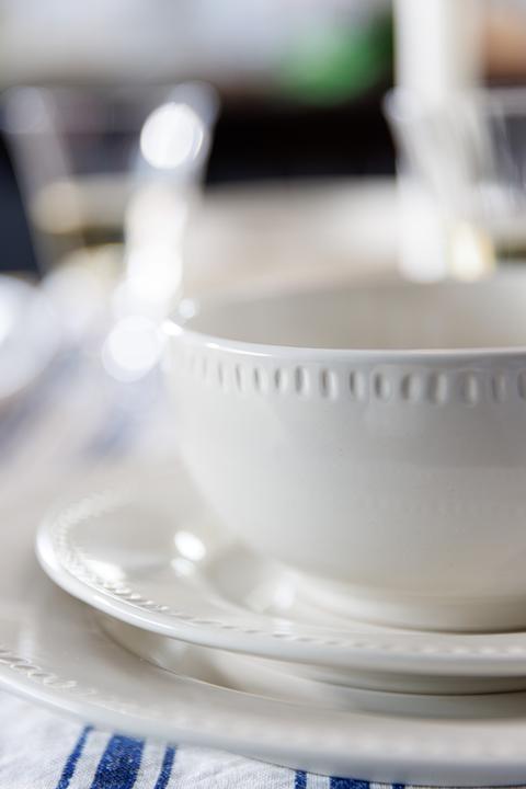 Immagine prodotto Mikasa Set da pranzo in gres Cranborne 12 pezzi, crema (12 Pezzo/i)