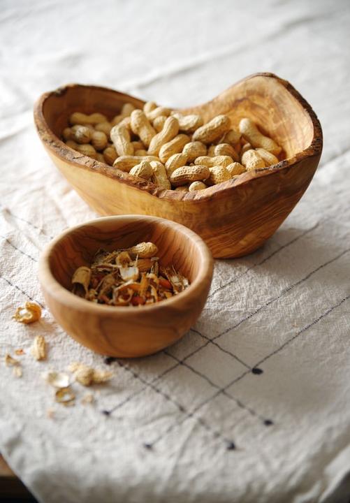 Actual product image Hendi Decorative olive wood bowl 300x190
