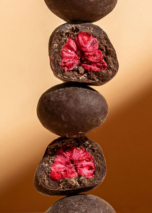 Produktbild KoRo Gefriergetrocknete Himbeeren in dunkler Schokolade (1000 g)