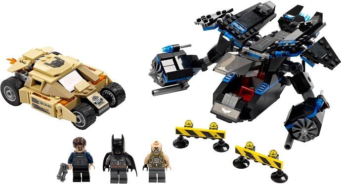 Actual product image LEGO Super Heroes Batman vs. Bane : Chase in the Tumbler (76001, LEGO DC)