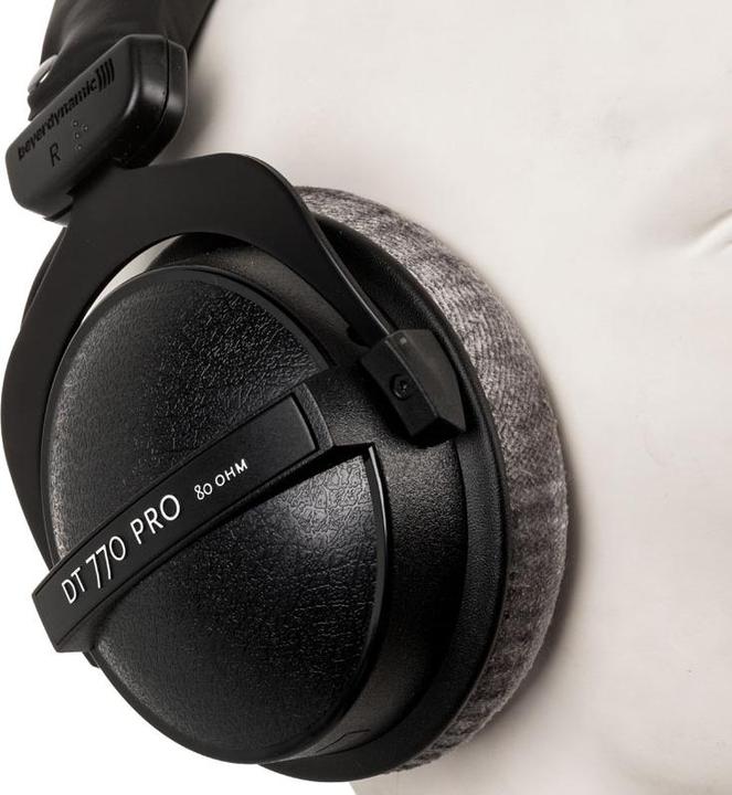 Produktbild Beyerdynamic DT 770 Pro (keine Geräuschunterdrückung, Kabelgebunden)