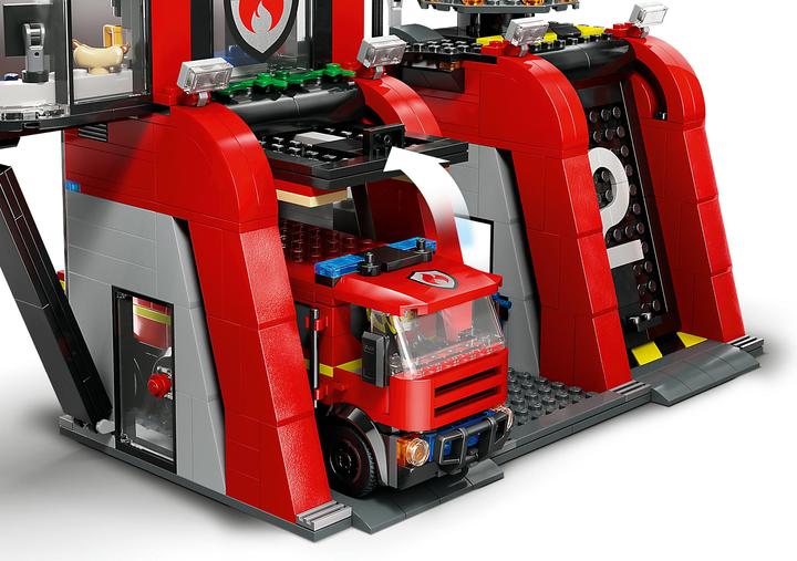 Produktbild LEGO Feuerwehrstation mit Drehleiterfahrzeug (60414, LEGO City)