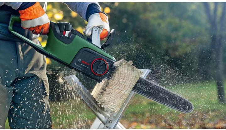 Produktbild Bosch Home & Garden AdvancedChain 36V-35-40 (Akku Kettensäge)