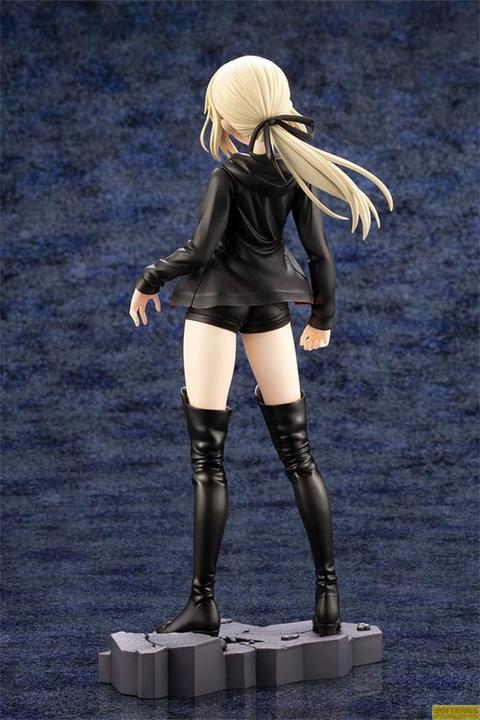 Immagine prodotto Kotobukiya Statuetta Fate/Grand Order PVC 1/7 Saber/Altria Pendragon (Alter) Casual Ver. 24 cm