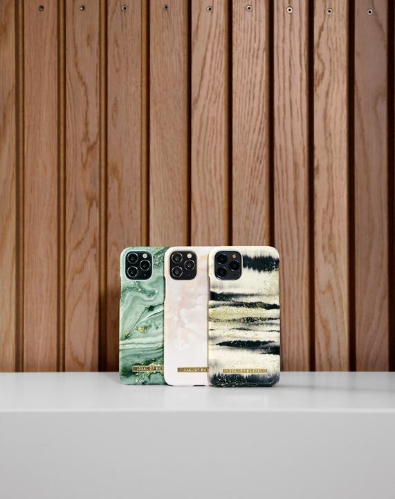 Produktbild iDeal Of Sweden Designer Hard-Cover Rose Pearl Marble (Apple iPhone 13)