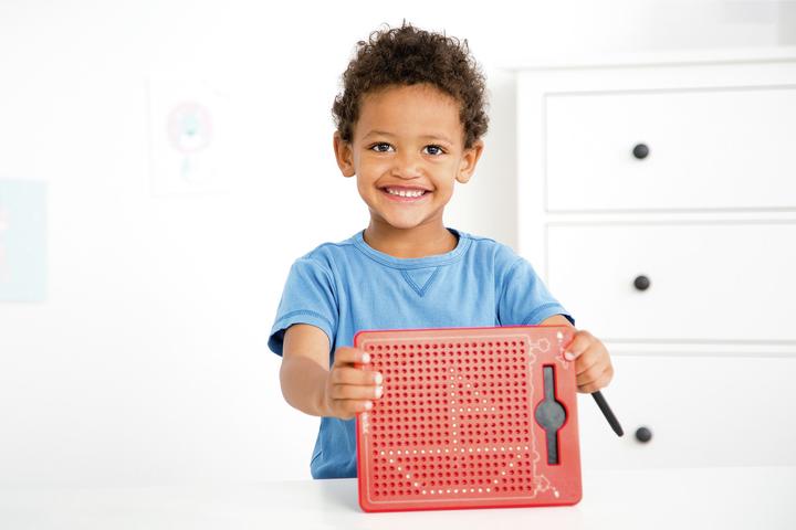 Actual product image Beleduc magnetic drawing board, red, small