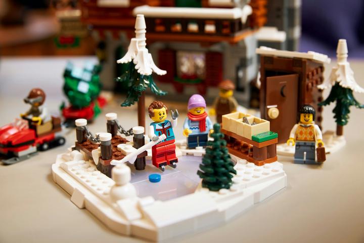 Image du produit LEGO Icônes chalet d'alpage (10325, LEGO Icons, LEGO difficiles à trouver)