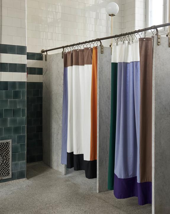 Produktbild HAY Pivot Shower Curtain Blue (180 x 200 cm)