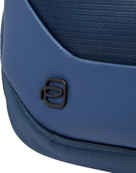 Produktbild Piquadro Gürteltasche aus recyceltem Stoff und Leder