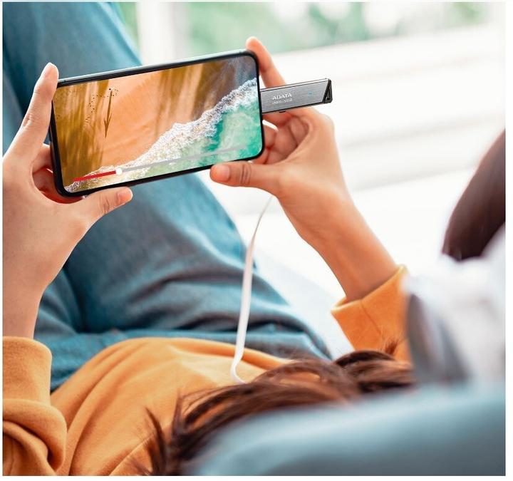 Immagine prodotto Adata Unità flash USB UE800 USB Type-C 3.2 Gen 2 (3.1 Gen 2) Argento (256 GB, USB-C, USB 3.2 Gen 2)