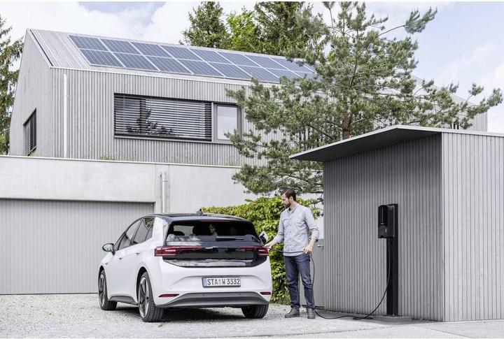 Image du produit Webasto Suivant (Type 2, 11 kW, 16 A, Câblé en dur)