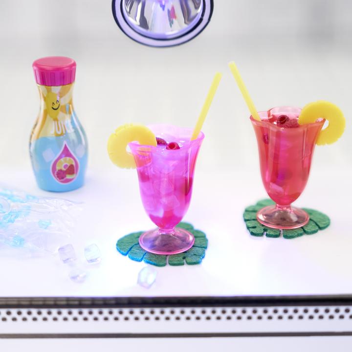 Actual product image MGA Miniverse Party
