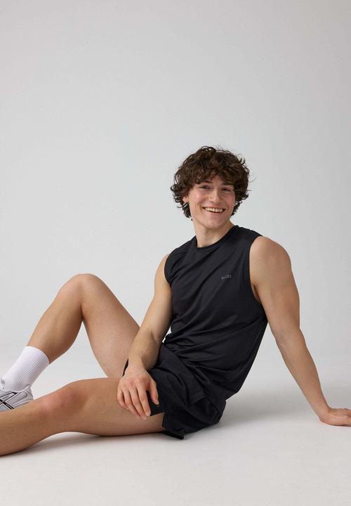 Actual product image Snocks Tank top mesh men (M)