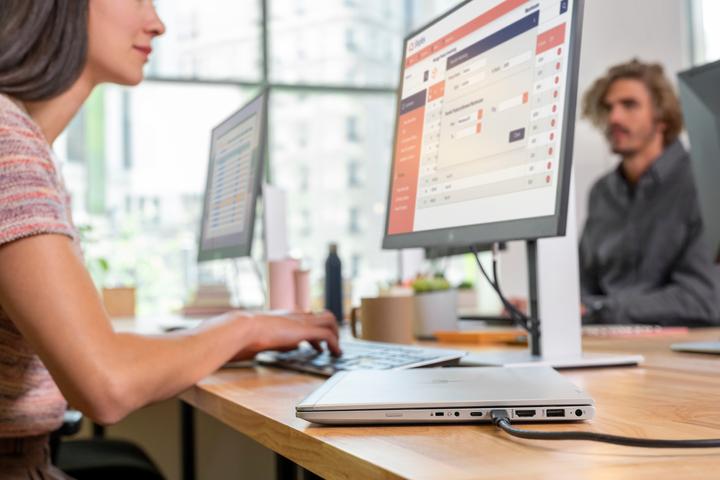 Image du produit HP E24d G4 (1920 x 1080 pixels, 23.80")