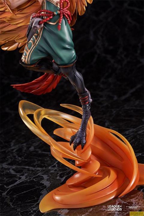 Actual product image Hobbymax League of Legends statuette PVC 1/7 Rakan 32 cm