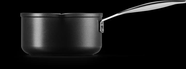 Image du produit Le Creuset Pot à lait (16 cm, Pot à lait, Aluminium, Acier inoxydable)