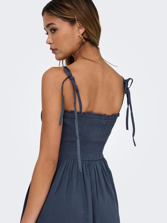 Produktbild Only Normal geschnitten Trapezausschnitt Kurzes Kleid Kleid (L)