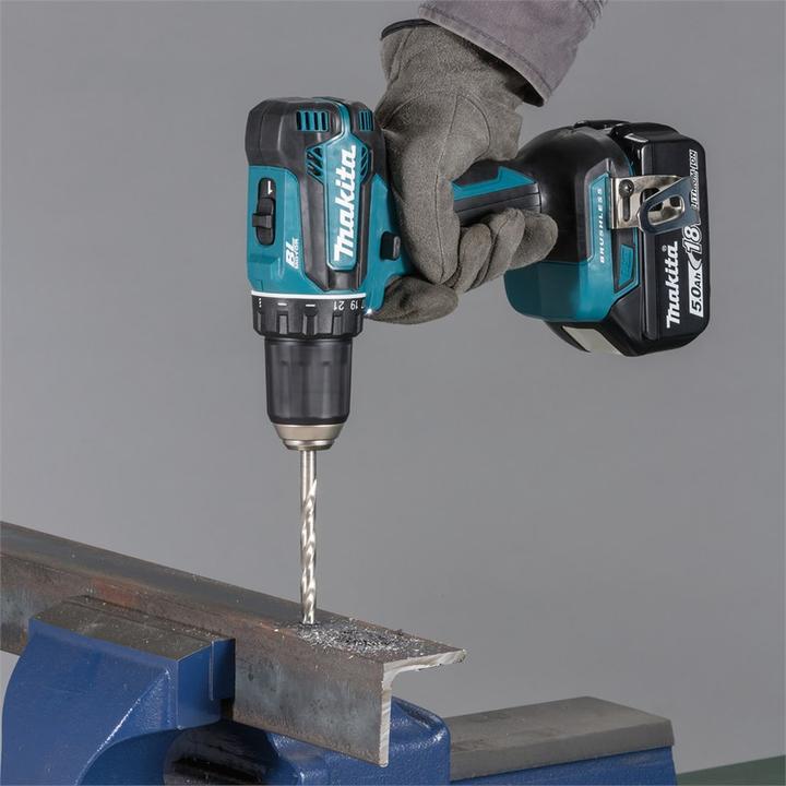 Actual product image Makita DDF485RTJ3 (Rechargeable battery operated)