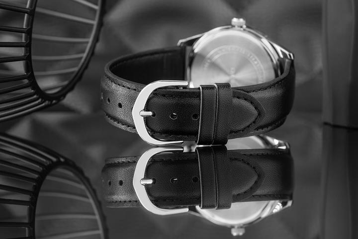 Actual product image Casio Standard (Analogue wristwatch, 40 mm)